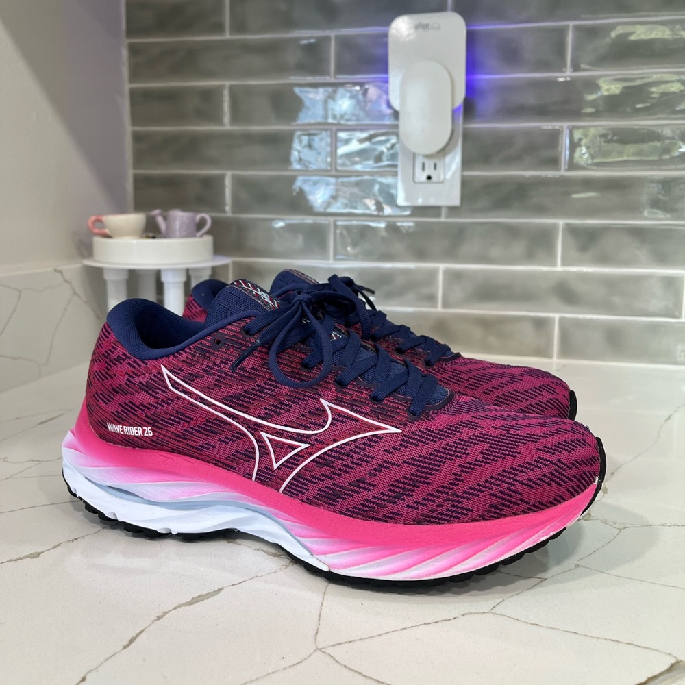 Mizuno Running Shoes. Women’s Size 8.5Color  FESTIVAL FUCHSIA
